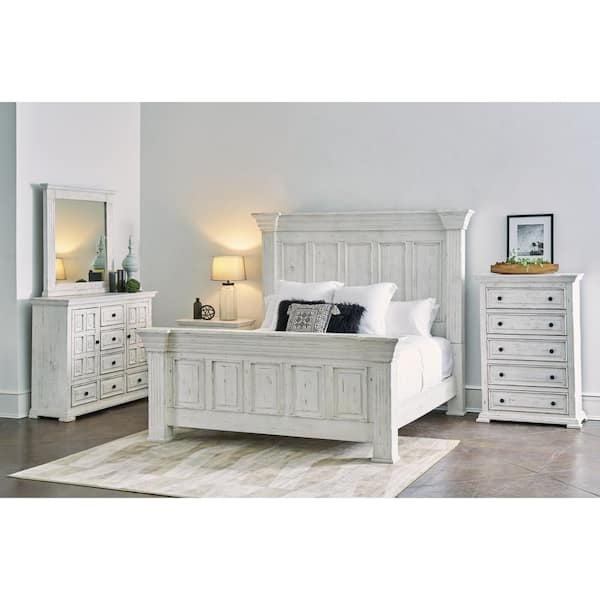 Ruma White Chest