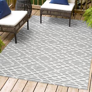 Ararat High-Low Pile Moroccan Diamond Modern Black/Ivory 4 ft. x 6 ft. Indoor/Outdoor Area Rug