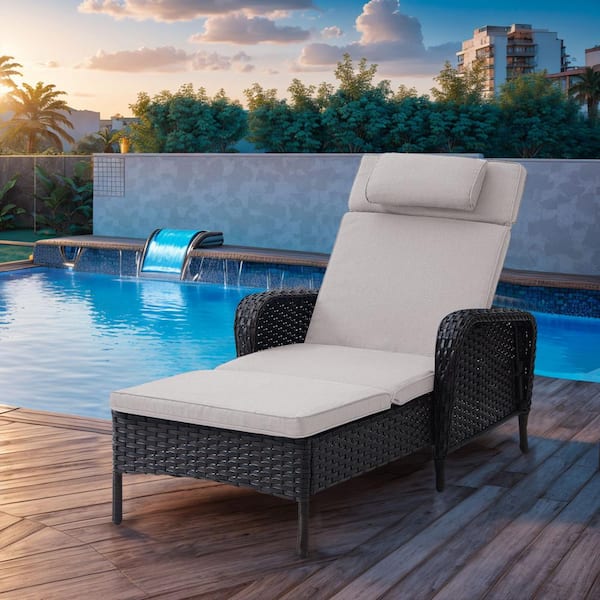 Arcline Brown 2-Piece Wicker Outdoor Chaise Lounge with Olefin Beige Cushions for Poolside and Patio