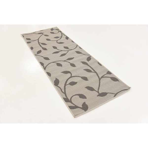 Outdoor Botanical Dark Gray 2' 2 x 6' 0 Runner Rug