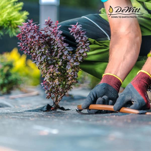DeWitt 5 ft. x 250 ft. 5 oz. P5 Pro 5 Commercial Landscape Weed