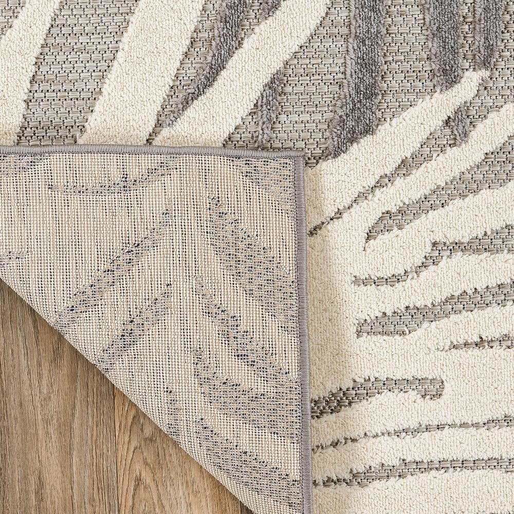 Tropical Floral Gray Synthetic 2'x7' Indoor/Outdoor Runner Rug