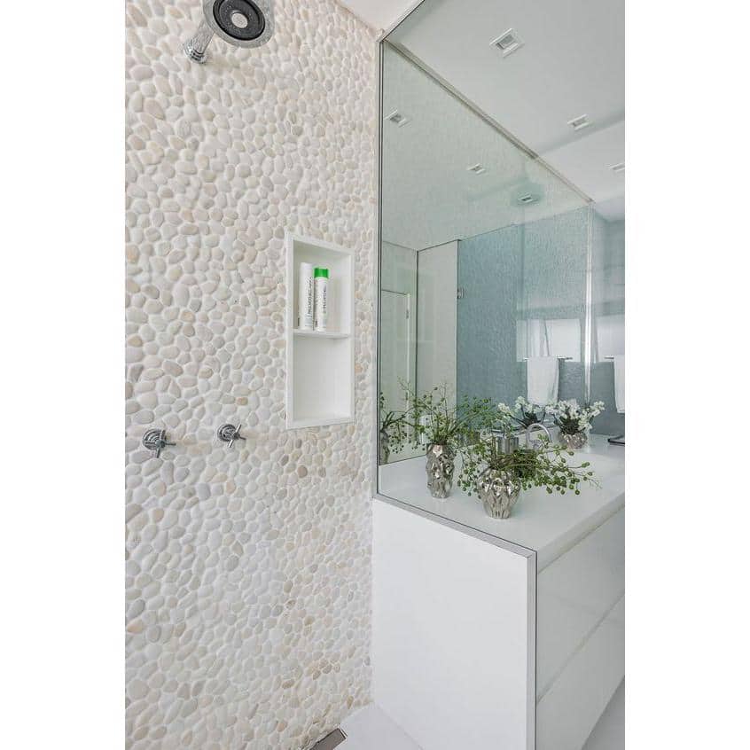 White Honed Natural Stone Pebble Mosaic Tile