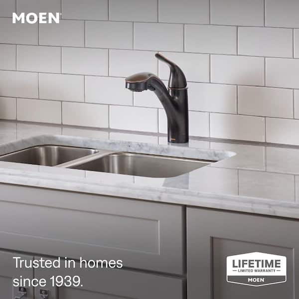Brecklyn Single-Handle Pull-Out Sprayer Kitchen Faucet with Power Clean in Mediterranean Bronze