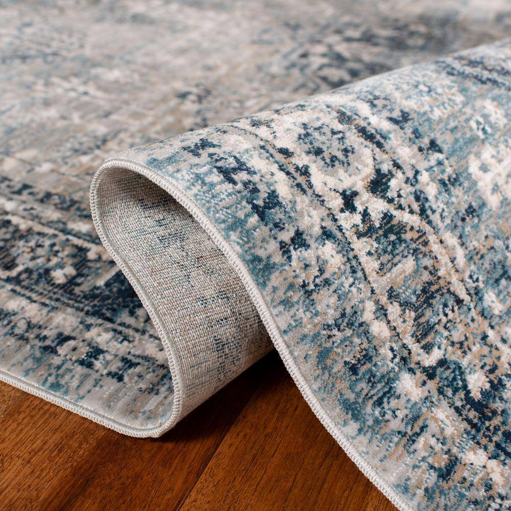 Elegant Victoria Blue & Grey 8' x 10' Synthetic Area Rug
