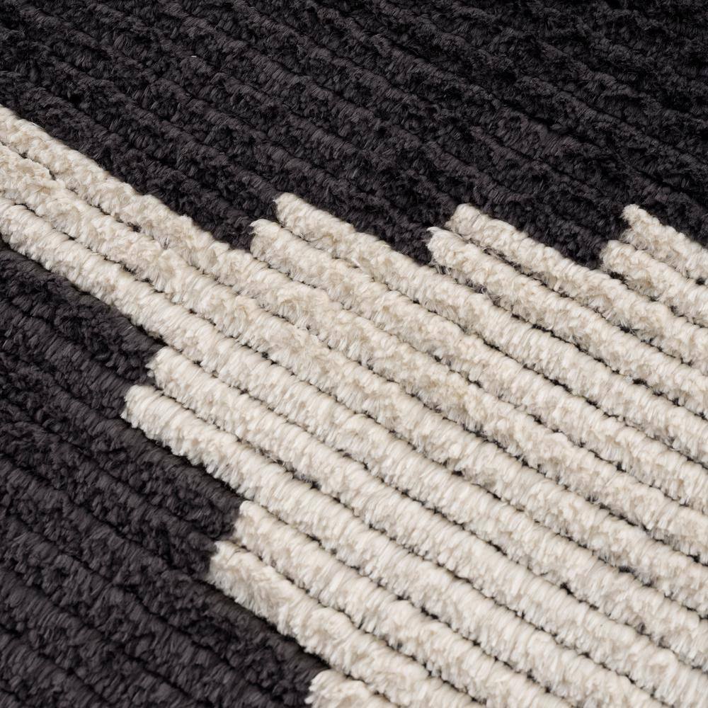 Amanda Black & Ivory Soft High Pile 6' x 9' Modern Area Rug