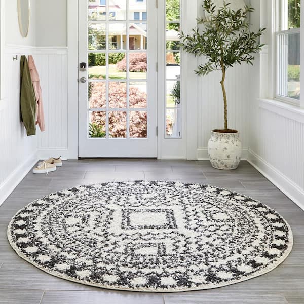 Vasiliki Moroccan Tassel Shag Off-White 6 ft. Round Rug