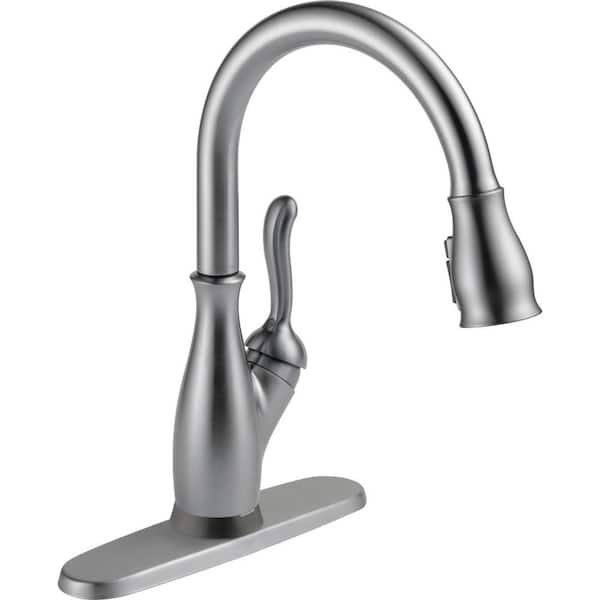 Delta Leland Single-Handle Pull-Down Sprayer Kitchen Faucet with Touch2O and ShieldSpray Technology in Arctic Stainless