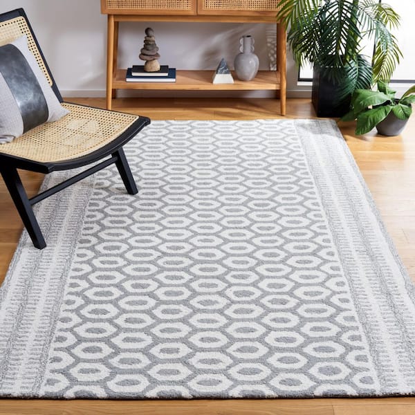 Capri 6 ft. x 9 ft. Ivory/Gray Border Trellis Area Rug