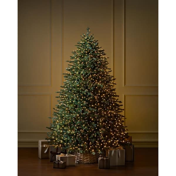 7.5 ft Yorkshire Twinkling Fir LED Pre-Lit Artificial Christmas Tree T33
