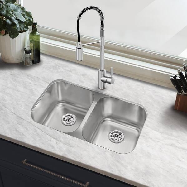 CHESHIRE 32 in. Undermount 50/50 Double Bowl 18-Gauge Stainless