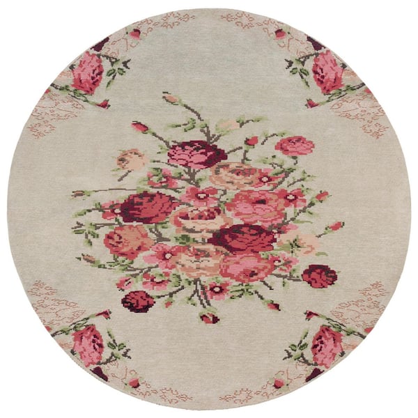 Classic Vintage 6 ft. x 6 ft. Beige/Red Floral Round Rug