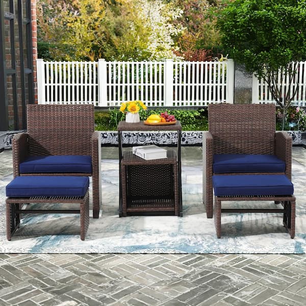 Freestyle 6-Piece Wicker Brown Outdoor Conversation Set with Ottomans and Side Table, Blue Cushions