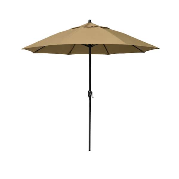 California Umbrella 7.5 ft. Bronze Aluminum Market Patio Umbrella with Fiberglass Ribs and Auto Tilt in Straw Olefin