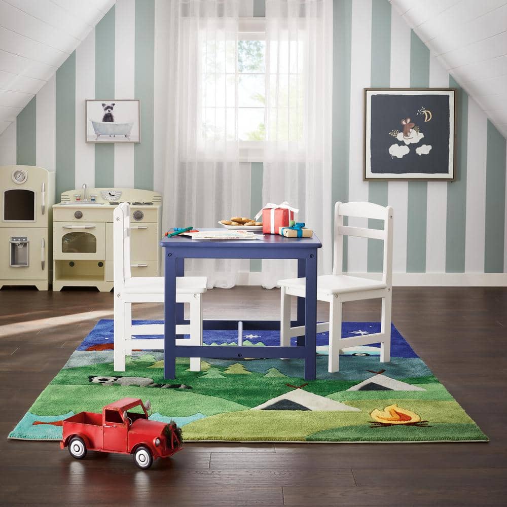 Eco-Friendly Traditional Parawood Kids 3-Piece Table and Chair Set