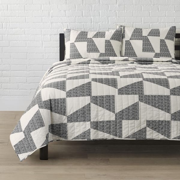 StyleWell 3-Piece Black and Ivory Modern Abstract Tile Cotton Blend  Full/Queen Quilt Set PHC-139-22 - The Home Depot