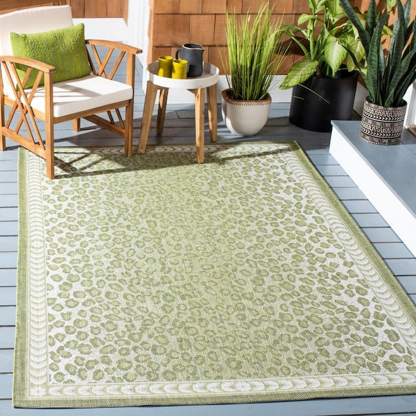 Courtyard Light Green/Ivory 4 ft. x 4 ft. Border Cheetah Indoor/Outdoor Square Area Rug