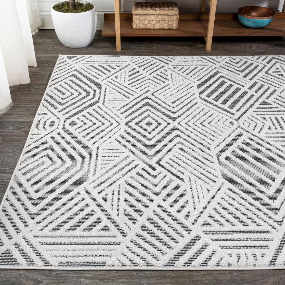 Jordan Ivory Geometric Synthetic 3'x5' Indoor/Outdoor Rug
