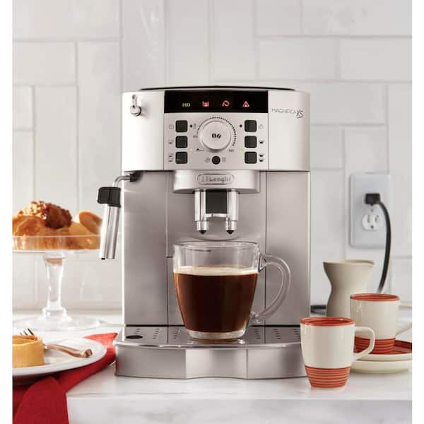 Latte and Espresso Machine 2 DeLonghi ECAM22110SB Compact Automatic Cappuccino 