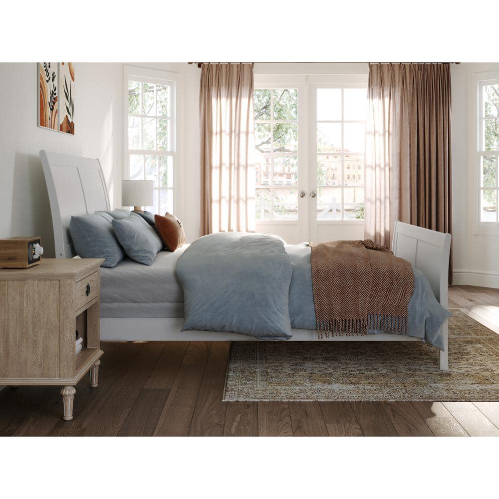 Portland White Full Size Wood Platform Bed with Headboard