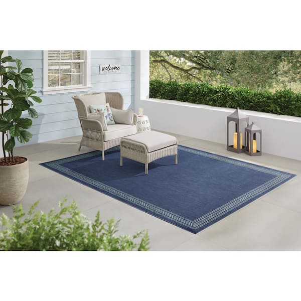 Brown/Black 8 x 10 Border Indoor/Outdoor Area Rug