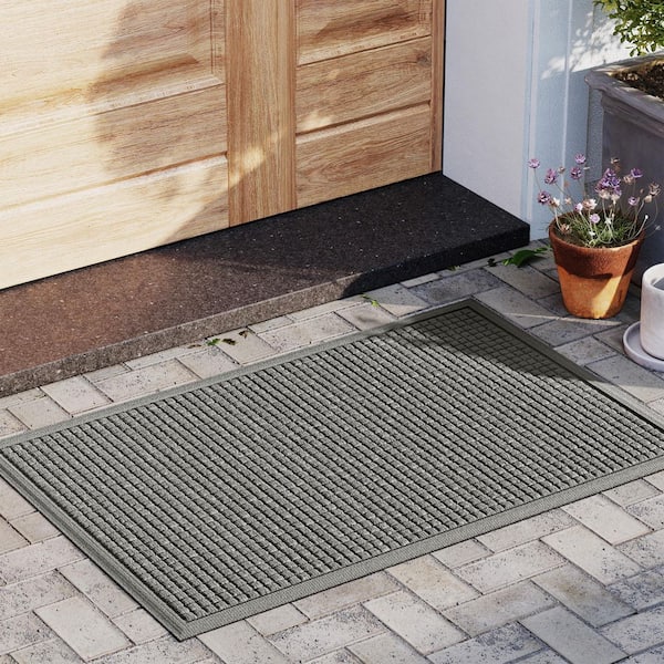 Waterhog Squares 23 in. x 35 in. PET Polyester Indoor Outdoor Door Mat Medium Gray
