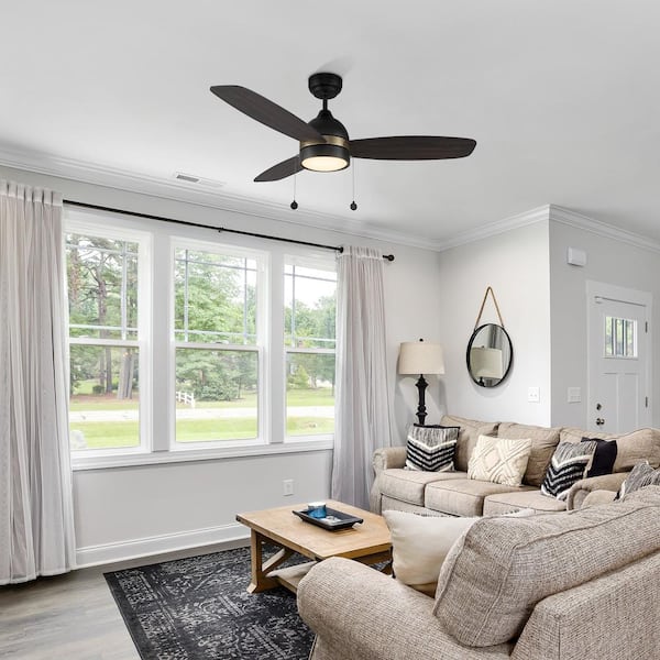 Ceiling fan with color deals changing light