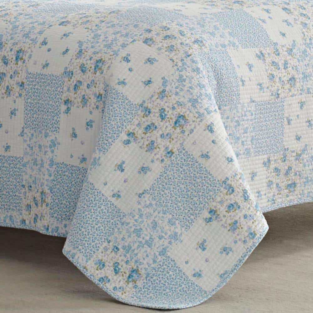 Kenna Blue Twin Cotton Reversible Quilt Set