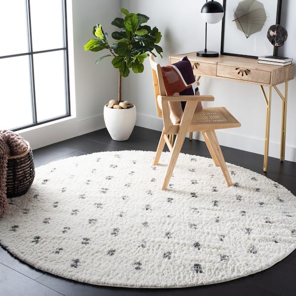 Berber Shag 8 ft. x 8 ft. Beige/Gray Linear Dotted Round Area Rug