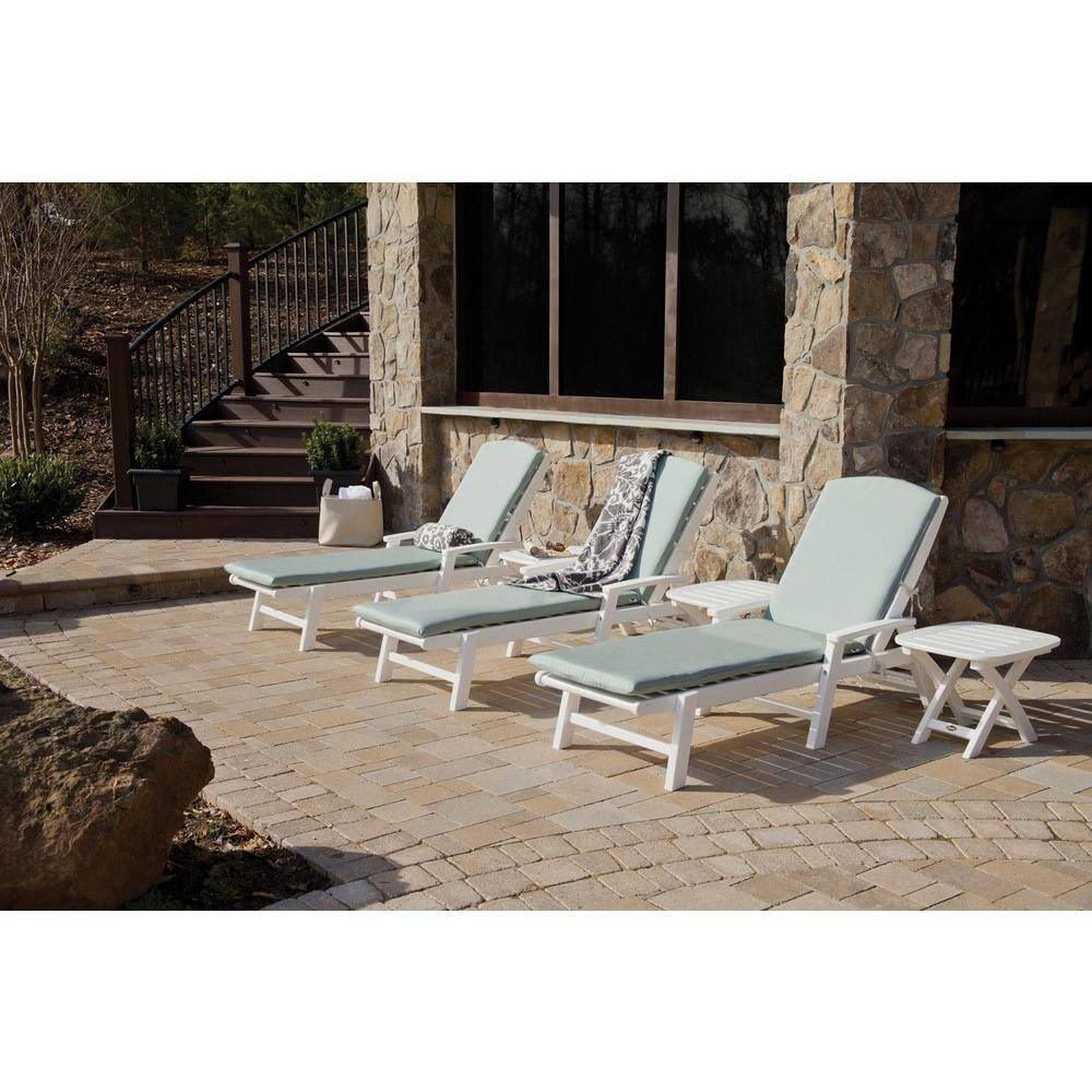 Vintage Lantern Stackable Chaise Lounger with Arms