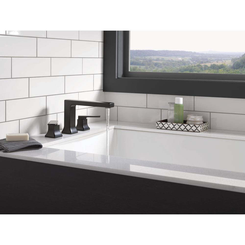 Matte Black Brass Roman Tub Faucet with Clean Curves
