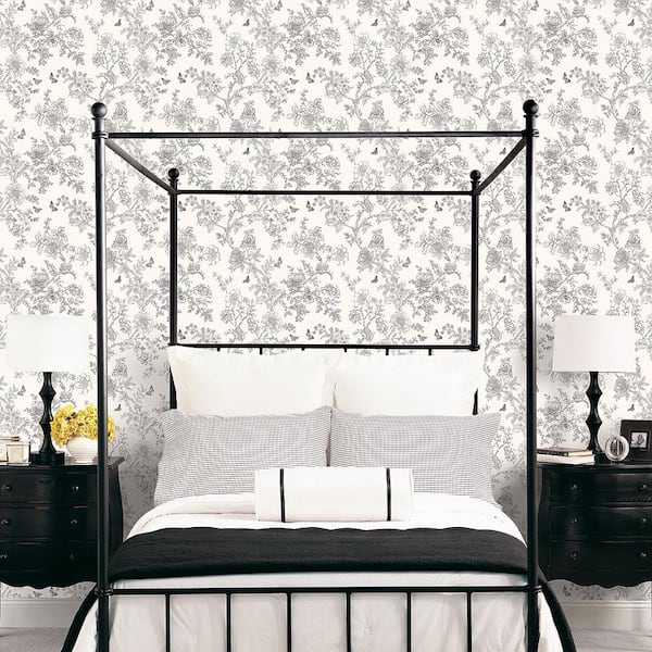 Butterfly Toile Vinyl Roll Wallpaper (Covers 55 sq. ft.)