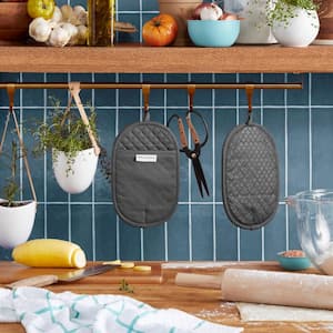 Asteroid Silicone Grip Charcoal Gray Pot Holder Set (2-Pack)