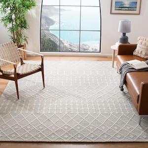 Blossom Silver/Ivory 9 ft. x 12 ft. Geometric Aztec Area Rug