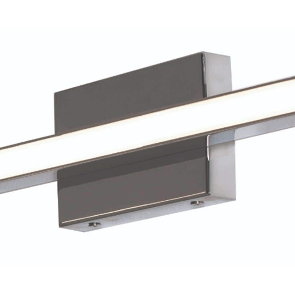 Barlow 18" Linear LED Vanity Light in Satin Brass and Black