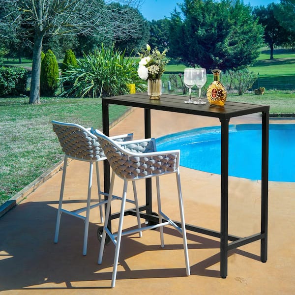 Outdoor bar table metal sales