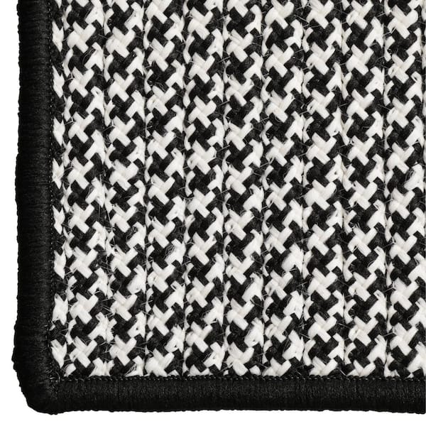 Sadie Black 7 ft. x 9 ft. Indoor/Outdoor Patio Braided Area Rug