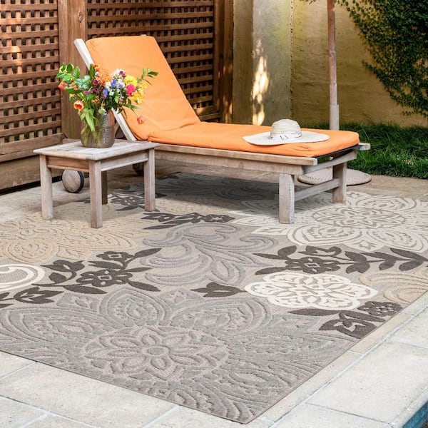 Oasis Floral Beige 9 ft. x 12 ft. Indoor/Outdoor Area Rug