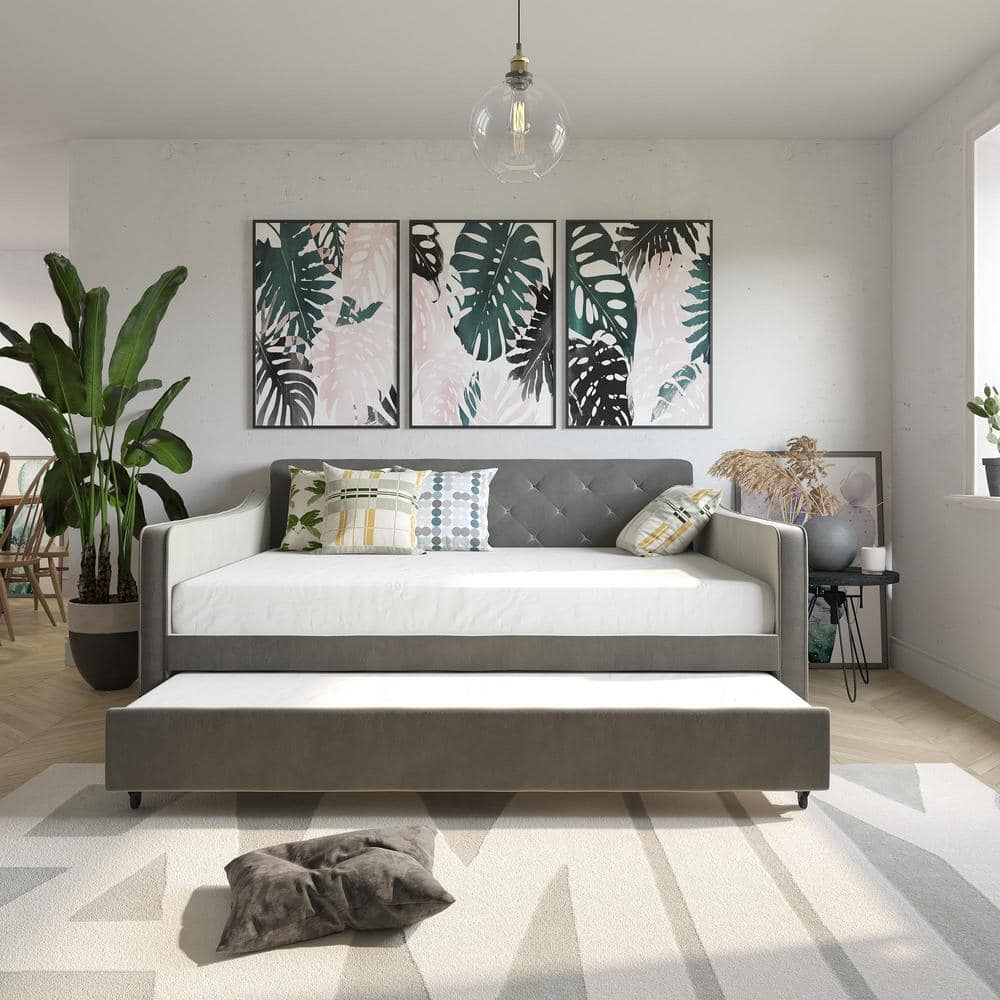 Gray Velvet Upholstered Full Daybed with Tufted Design