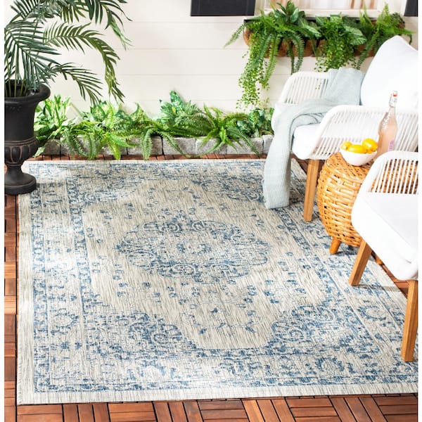 Courtyard Gray/Navy 4 ft. x 6 ft. Geometric Indoor/Outdoor Patio  Area Rug