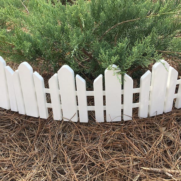 22 in. W x 11 in. H Plastic White Adirondack Decorative Border Landscape Edging