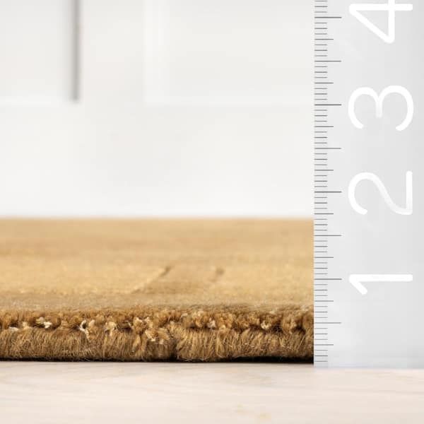 Petra High-Low Wool-Blend Wheat 3 ft. x 5 ft. Indoor/Outdoor Patio Rug
