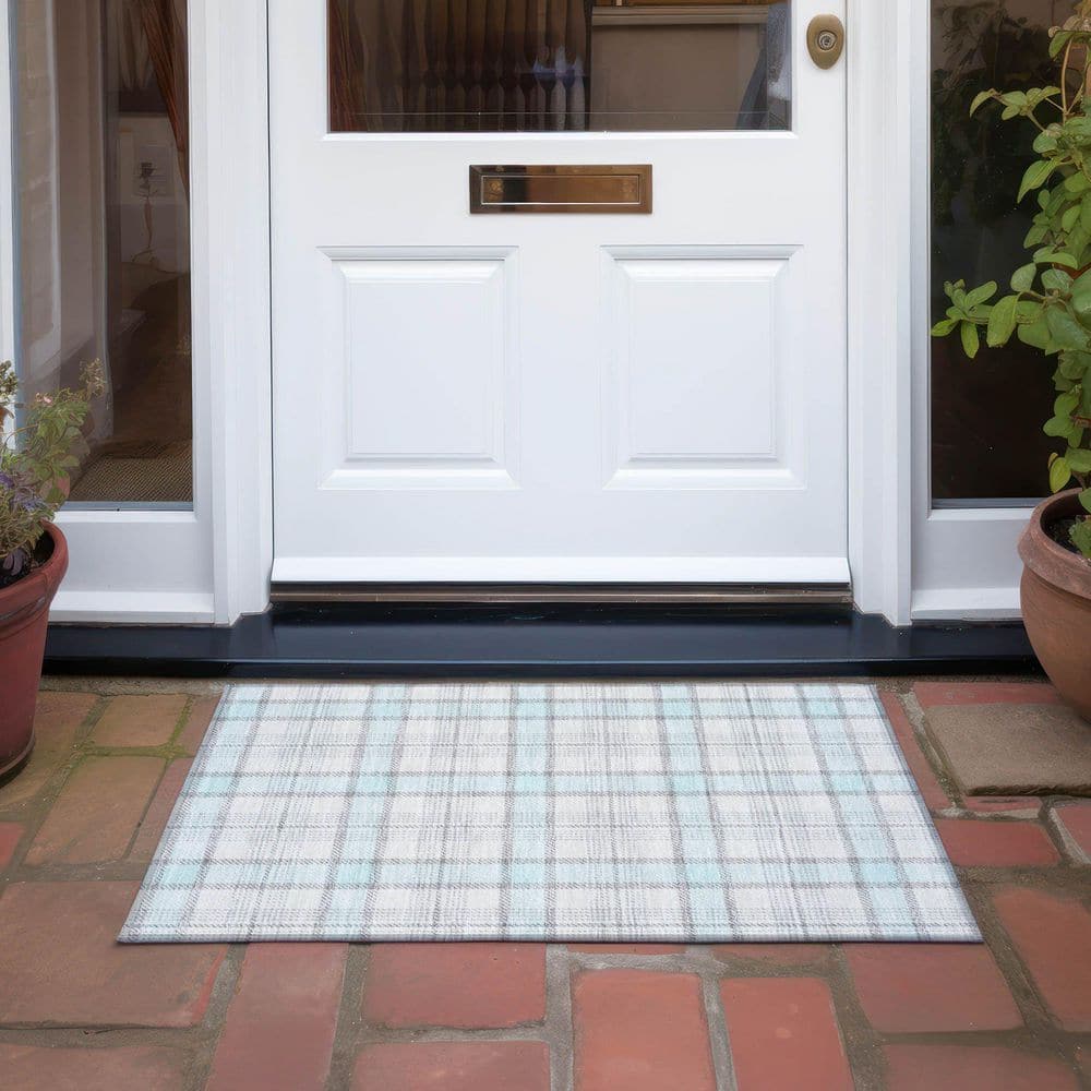 Sky Blue Plaid Machine Washable Synthetic Indoor/Outdoor Rug