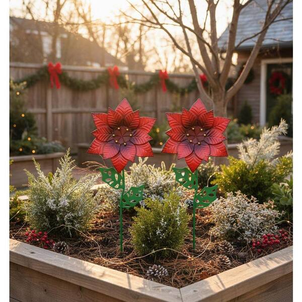 Unbrand 2-Pack Outdoor Christmas Poinsettia Metal Garden Stakes