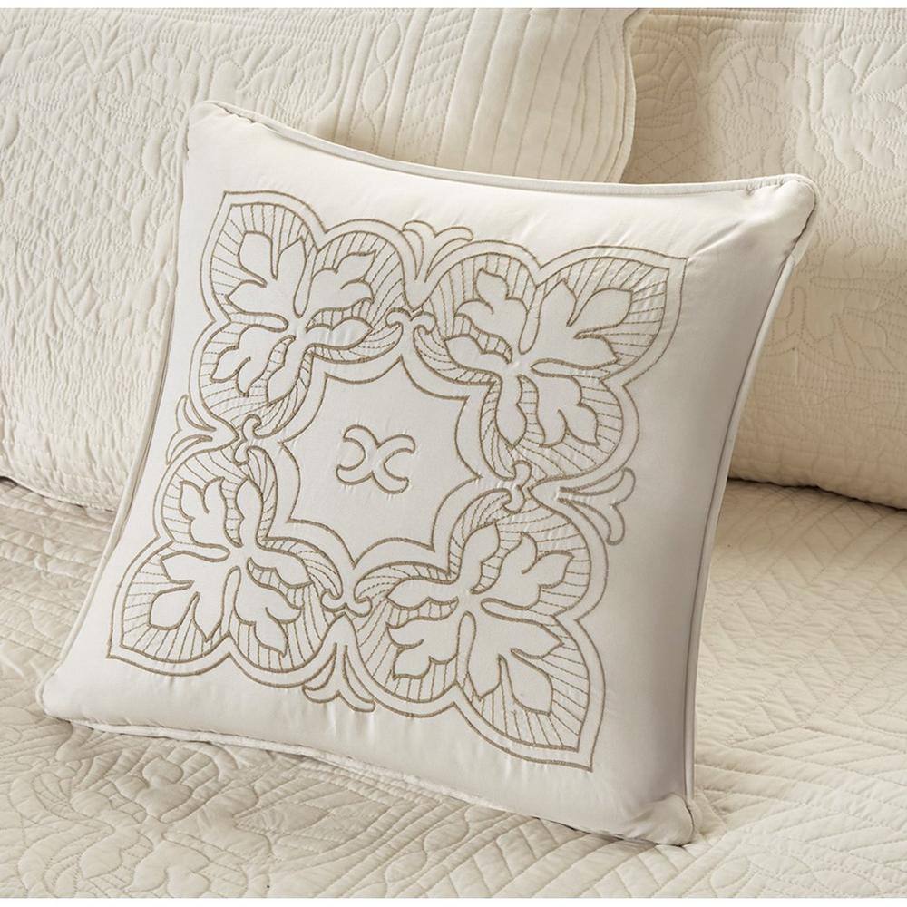Cream Microfiber Reversible Scalloped Edge Daybed Cover Set
