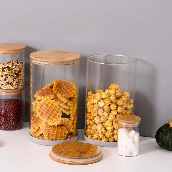 Lynzavix 32 oz. Glass Food Storage Jars 4-Piece Borosilicate Glass
