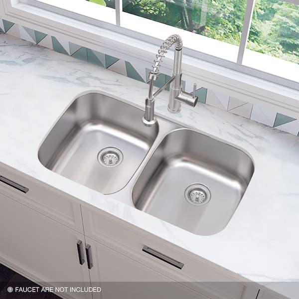 32 in. Undermount Double Bowl 18-Gauge Stainless Steel Kitchen Sink with Strainer