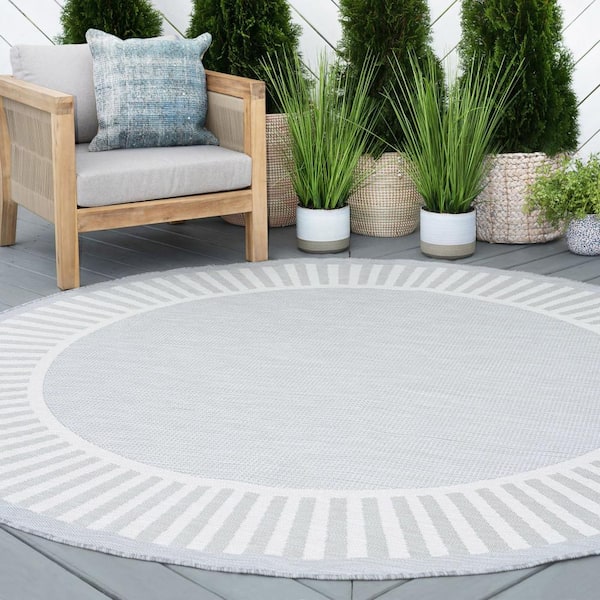 Eco Striped Border Gray 8 ft. Round Indoor/Outdoor Area Rug