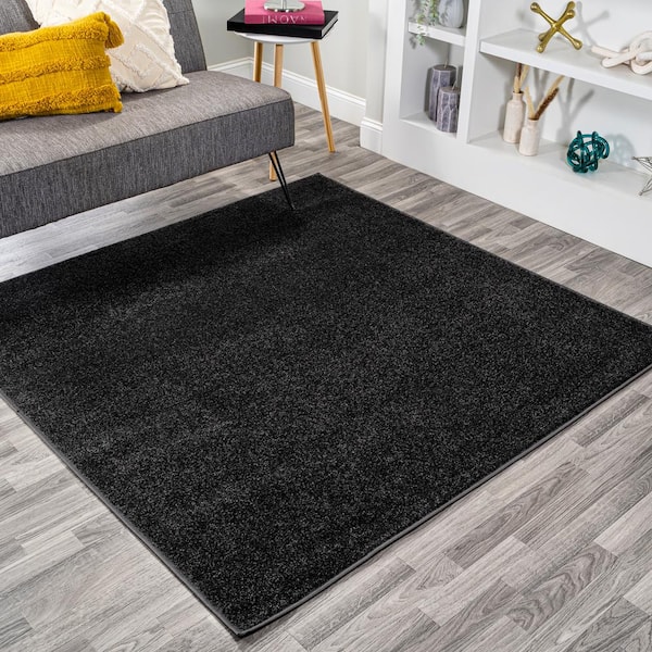 JONATHAN Y Haze Solid Low-Pile Black 5 ft. Square Area Rug