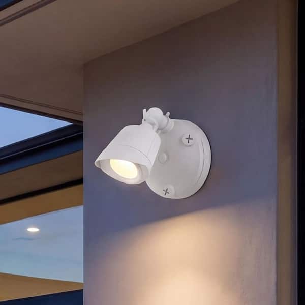 11-Watt equivalent 750 Lumen White Integrated LED Single Flood Light